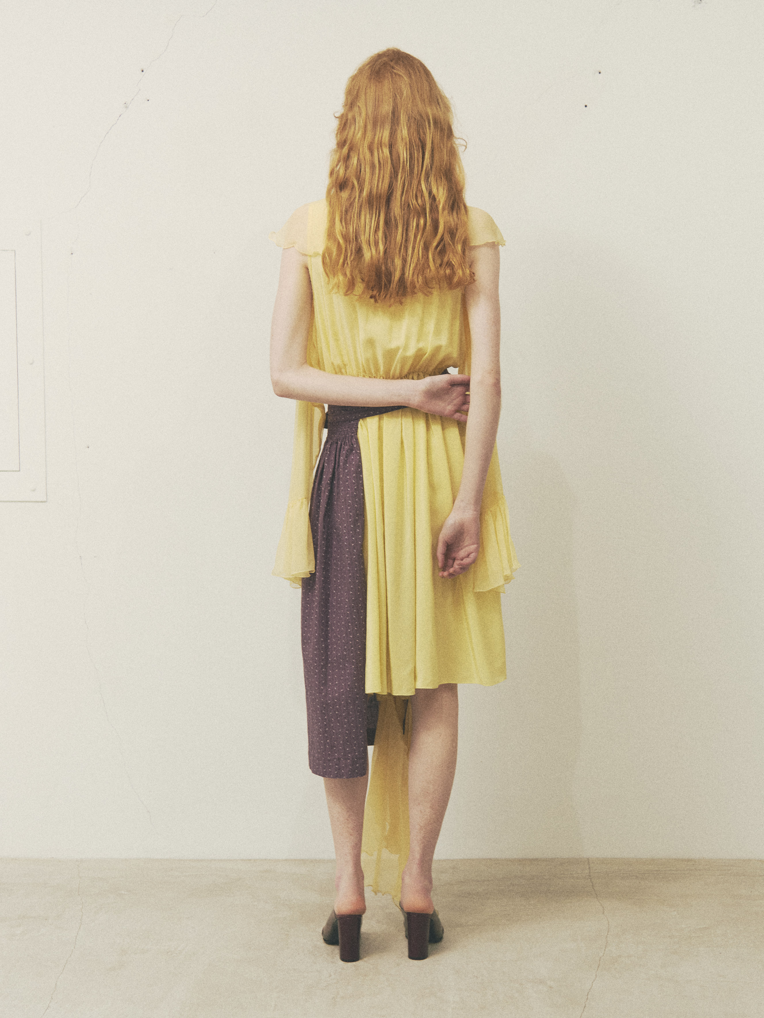 FIRST DELIVERY apron look 5
