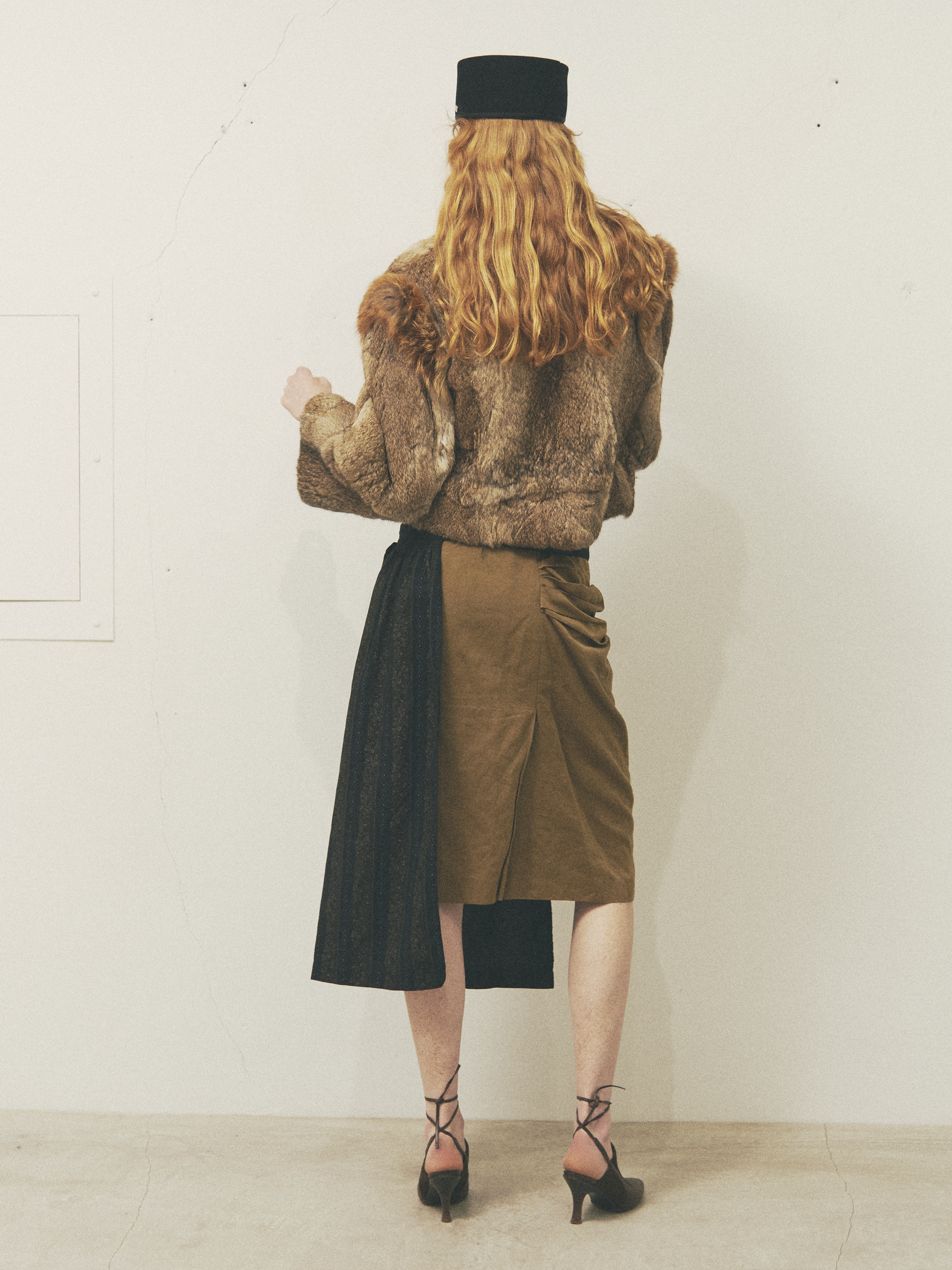 FIRST DELIVERY apron look 3